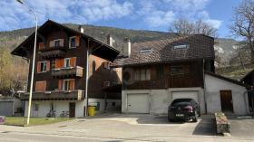 Casa multifamiliar à venda em Münster-Aux Arsattes, Suíça
