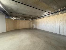 Store for rent in Meyrin, Switzerland