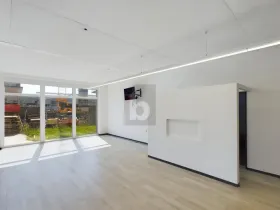 Tienda en alquiler en Oberriet, Suiza