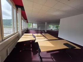Espacio de oficina en alquiler en Beringen, Suiza