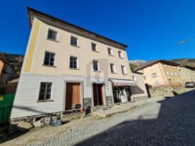 Plat te koop in Mesocco, Zwitserland