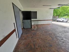 Gyártócsarnok Grellingen Kiadó Svájc