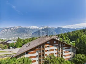 apartamento andar à venda em Crans-sur-Sierre, Suíça