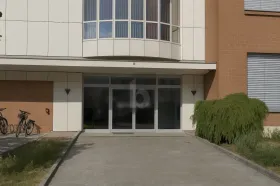 办公楼 出租 于 锡永, 瑞士