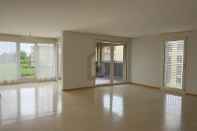 Etagenwohnung zu vermieten in Villars-sur-Glâne, Schweiz