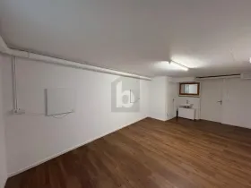 Uredski prostor za najam u Opfikon, Švicarska