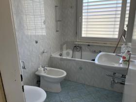 Kat Apartman Giubiasco Prodajem Švicarska