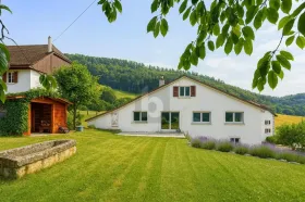 Vivienda unifamiliar en venta en Boécourt, Suiza