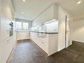 διαμέρισμα πάτωμα Reinach Προς Ενοικίαση Ελβετία