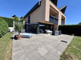 Villa Arzier-Le Muids Kiadó Svájc