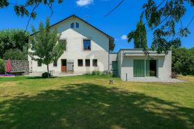 Halfvrijstaande woning Choulex Te Huur Zwitserland