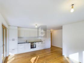 Gulv Leilighet  til salgs i Morgins, Sveits Gulv Leilighet  til salgs i Morgins, Sveits