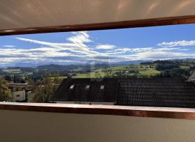 Dachgeschosswohnung zu vermieten in Ufhusen, Schweiz Dachgeschosswohnung zu vermieten in Ufhusen, Schweiz