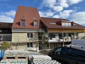 zemin apartman  kiralık 'de Liesberg, İsviçre