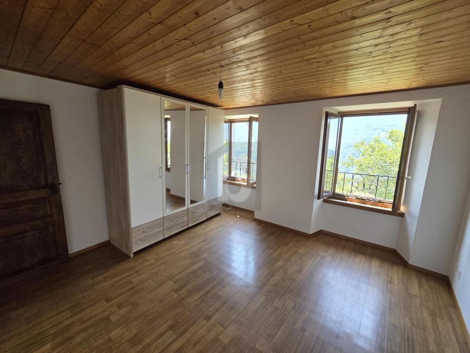 μονοκατοικία Καπριάσκα Προς πώληση Ελβετία