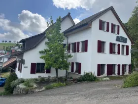 住宅／商業ビル 販売 で Nusshof, スイス