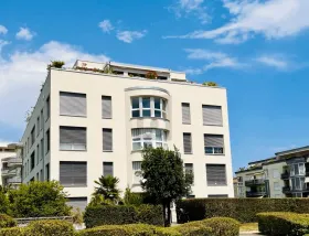 Office space for sale in Nyon, Switzerland