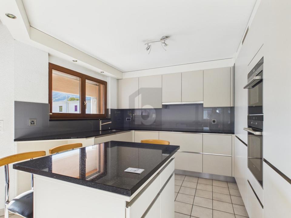 Leilighet over 2 plan Sierre  Sveits