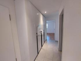 Lapos Wil Kiadó Svájc