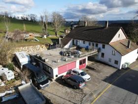 Casa para duas famílias à venda em Grenchen, Suíça Casa para duas famílias à venda em Grenchen, Suíça