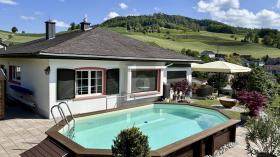 casa di campagna in vendita a Niederdorf, Svizzera