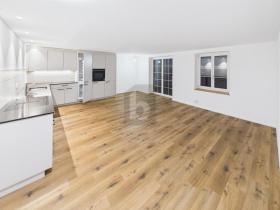 Leilighet på bakkeplan til leie i Boll, Sveits Leilighet på bakkeplan til leie i Boll, Sveits