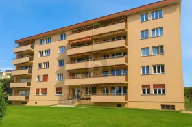 çatı katı dairesi satılık 'de Marly, İsviçre