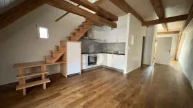 Leilighet over 2 plan til leie i Delémont, Sveits