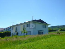 Detached house for rent in Arzier, Switzerland Detached house for rent in Arzier, Switzerland