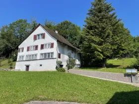 Casa de fazenda para alugar em Hombrechtikon, Suíça
