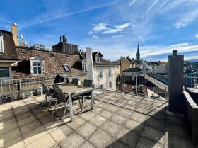 Irodahelyiségek kiadó a  oldalon. Zürich-Altstadt, Svájc Irodahelyiségek kiadó a  oldalon. Zürich-Altstadt, Svájc