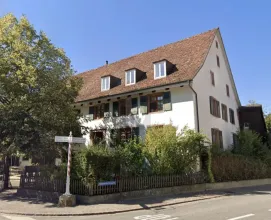 Leilighet i toppetasjen til leie i Biel-Benken BL, Sveits