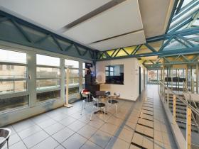 オフィススペース クール  スイス