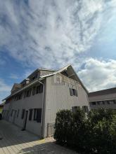 Lapos kiadó a  oldalon. Oberaach, Svájc