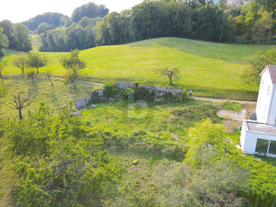 građevinsko zemljište Oberbipp Prodajem Švicarska