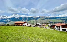 Építési telek eladó a  oldalon. Obersaxen, Svájc