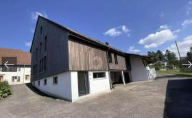 Casa multifamiliar Courchapoix Venda Suíça