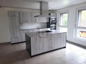 Casa multifamiliar Courchapoix Venda Suíça