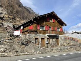 Charlet za prodaju u Eisten, Švicarska Charlet za prodaju u Eisten, Švicarska