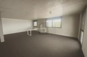 Bürofläche zu vermieten in Verkäufe, Schweiz