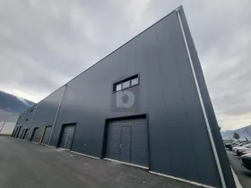 Halle zu vermieten in Conthey, Schweiz