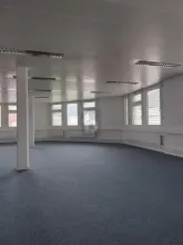 Espaço de escritório para alugar em Dietikon-Basi, Suíça