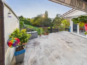 Dachgeschosswohnung zu verkaufen in Wittnau, Schweiz