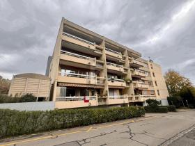 Floor Apartment Rolle for rent Switzerland