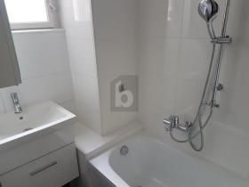 Mieszkanie na parterze Basel Szwajcaria