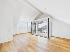 Apartamento sótão para alugar em Hermetschwil-Staffeln, Suíça