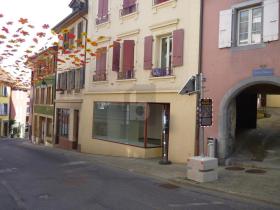 Guarde en alquiler en Orbe, Suiza Guarde en alquiler en Orbe, Suiza