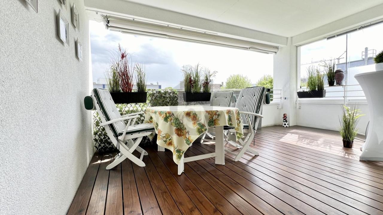 Kat Apartman Kolovoza Prodajem Švicarska