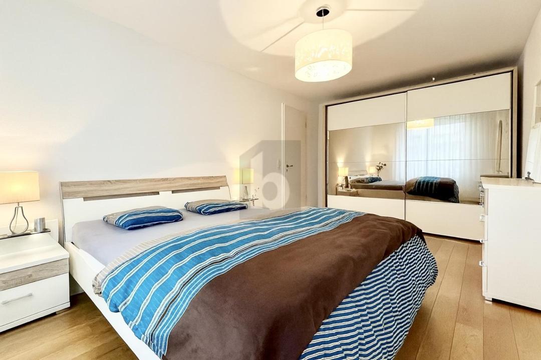 Kat Apartman Kolovoza Prodajem Švicarska