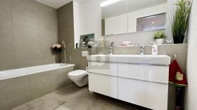 διαμέρισμα πάτωμα Αύγ Προς πώληση Ελβετία